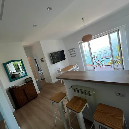 La Casa Alle Calandre 公寓